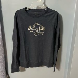 Columbia sweatshirt